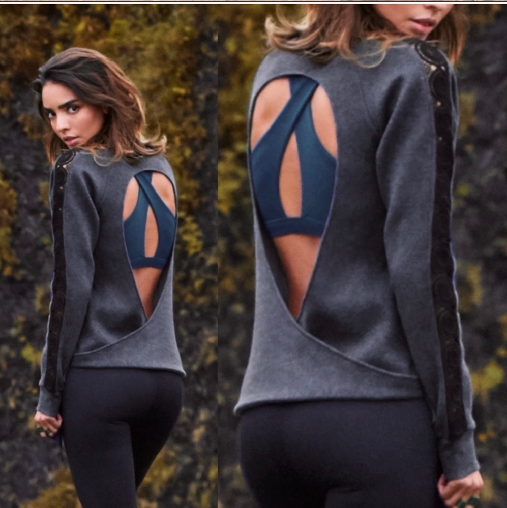 Fabletics Maura L/S Open Back Pullover Sweatshirt